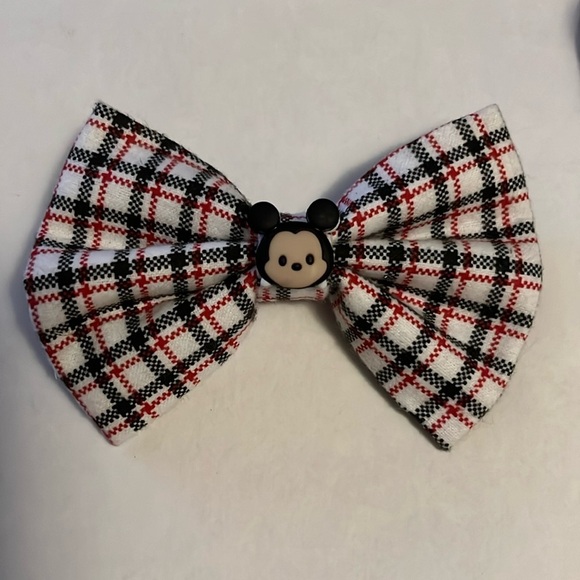 Mickey Mouse bow - Picture 1 of 4